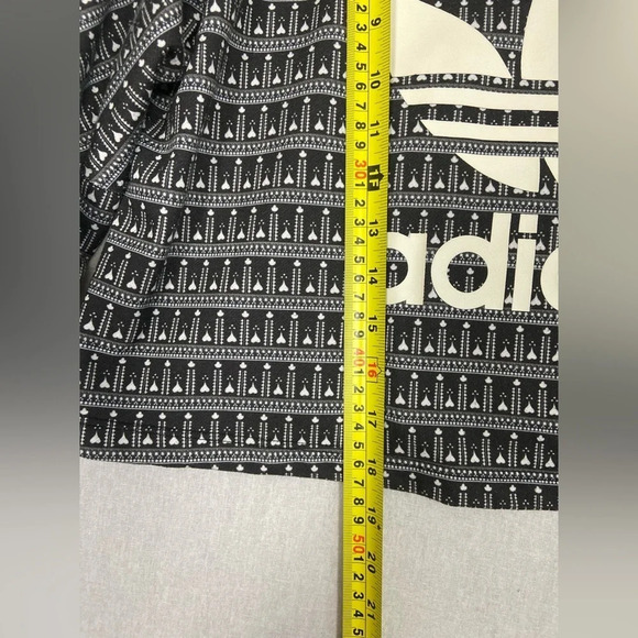 Farm Rio x Adidas Originals Pavao  Black white oversized sweatshirt Sz XS - Picture 10 of 11